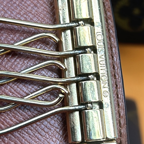 LOUIS VUITTON Louis Vuitton LV keys case - Picture 12 of 12